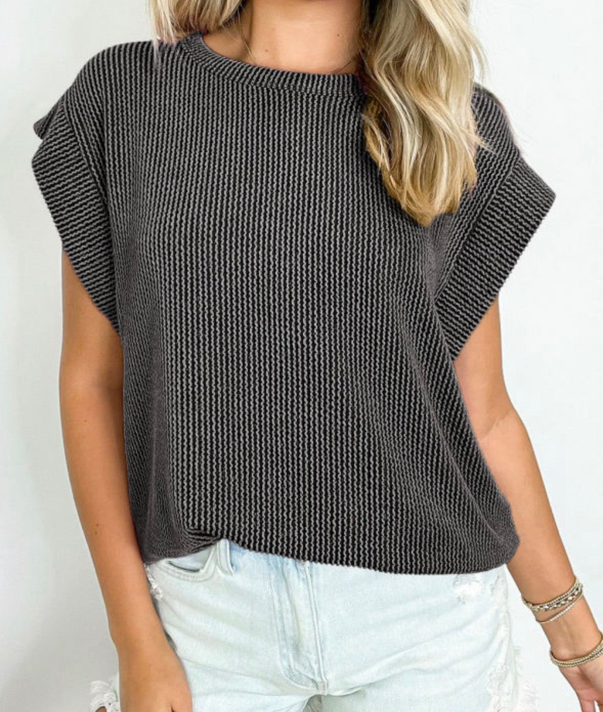 Dark gray texture cap sleeve