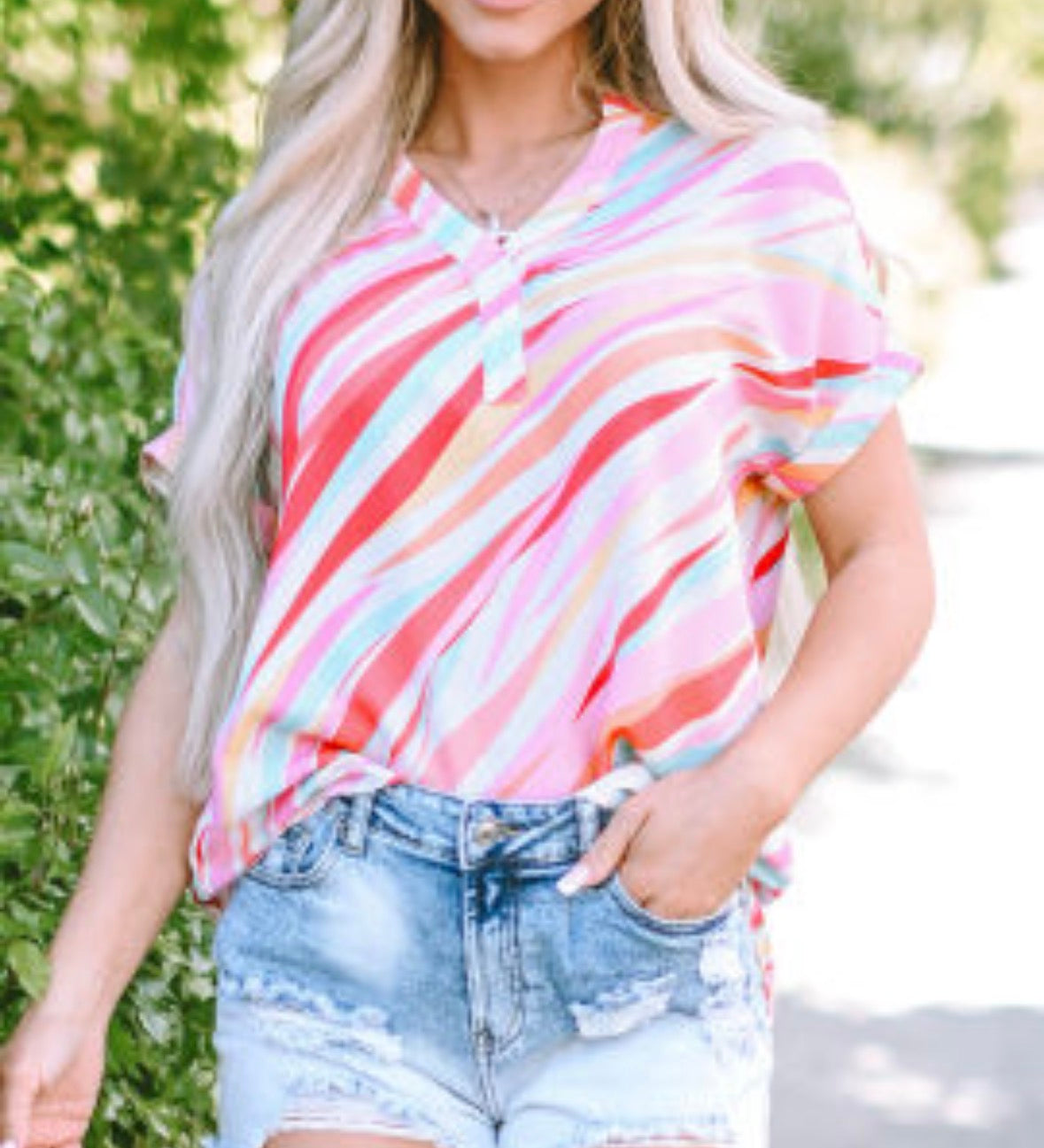 Multi-color sideways stripe abstract