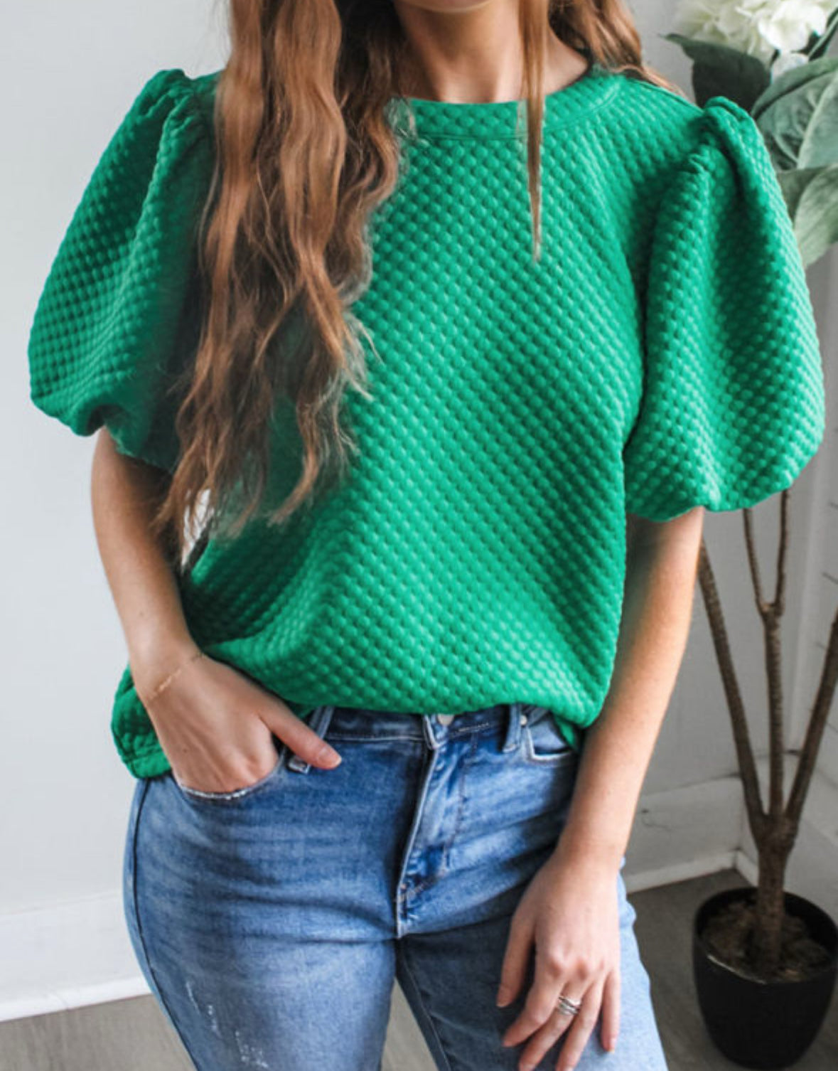 Green textured balloon sleeve