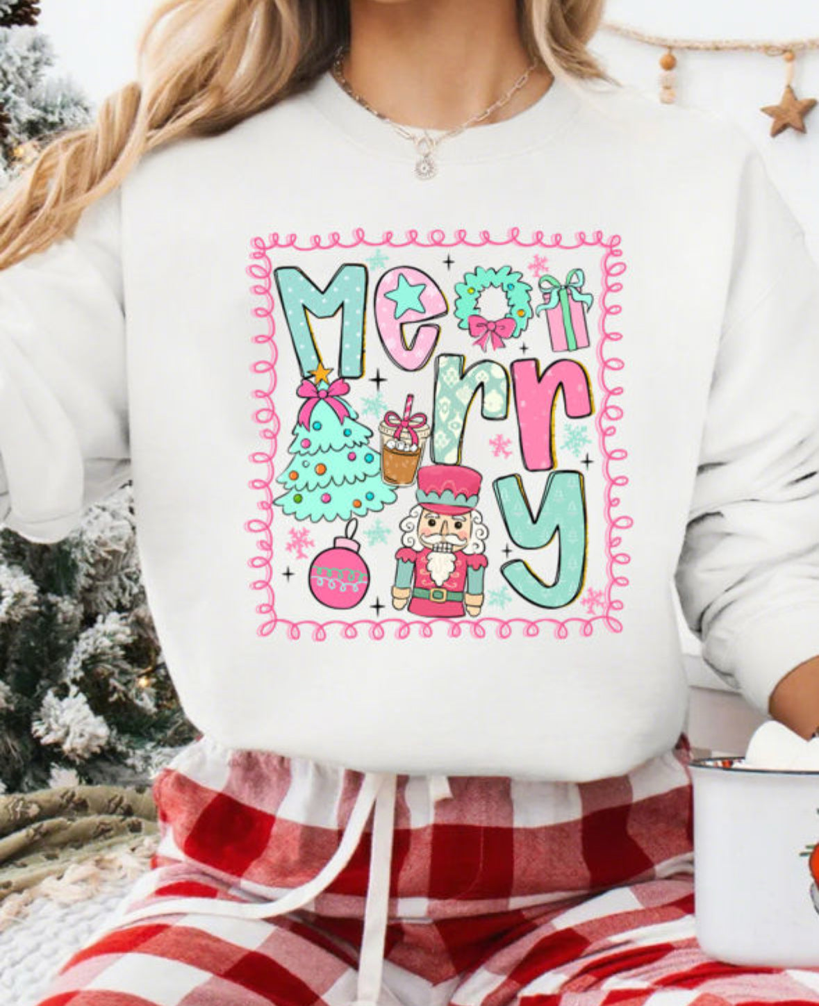 Merry sweatshirt-nutcracker