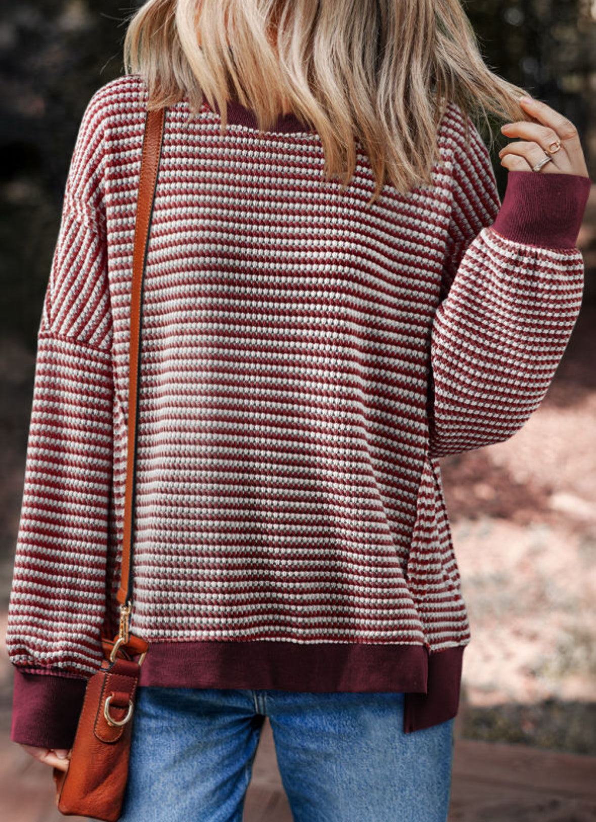 Wine striped textured split hem