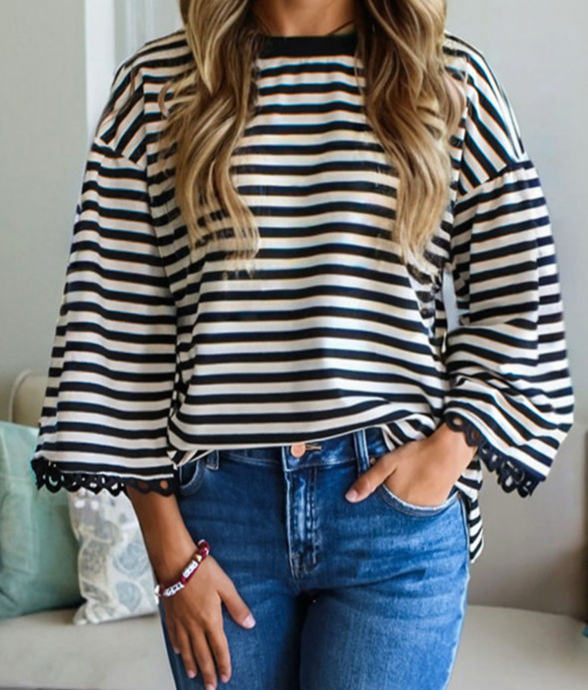 Black striped scalloped lace 3/4 sleeve