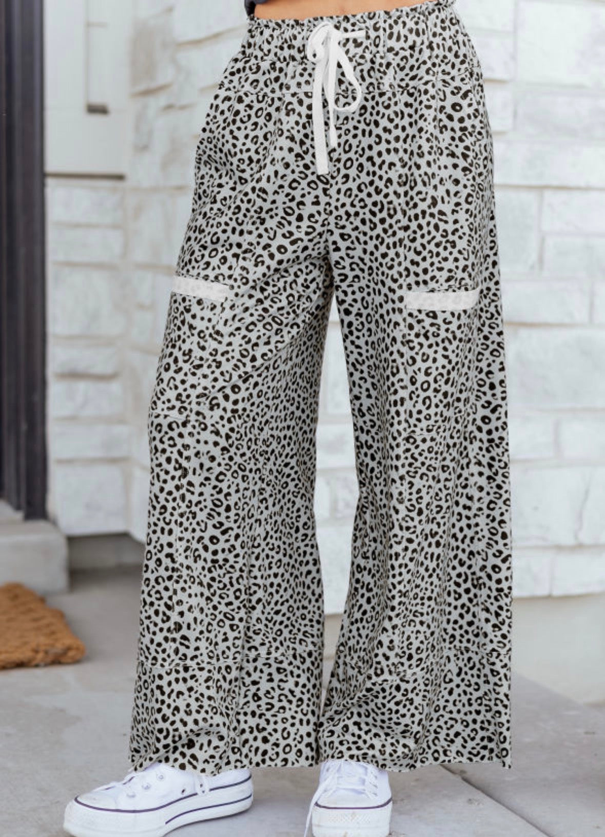 Gray leopard wide leg sweat pants