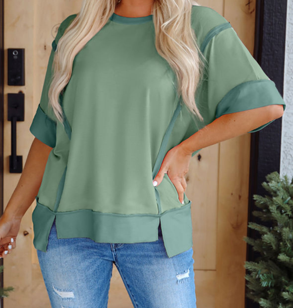Green pocket sweatshirt